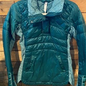 Lululemon down pullover